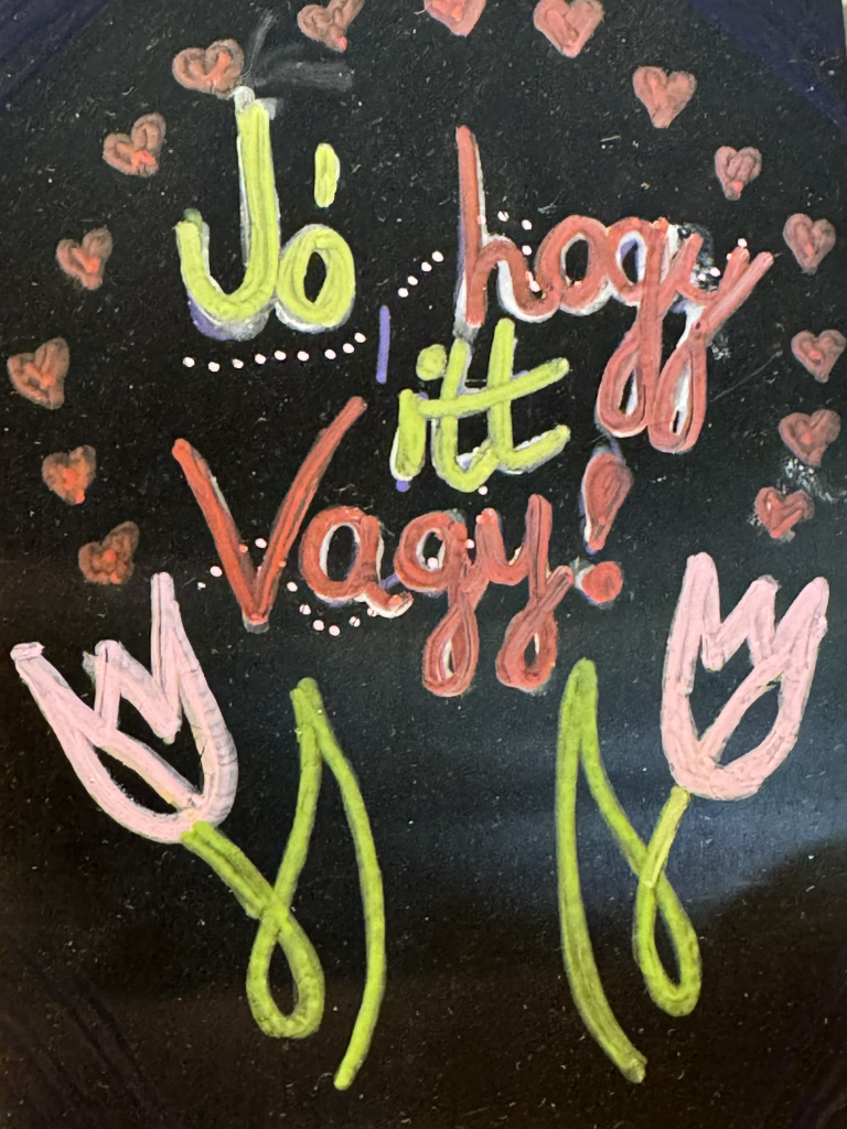 Kézzel rajzolt Jó, hogy itt vagy! tábla